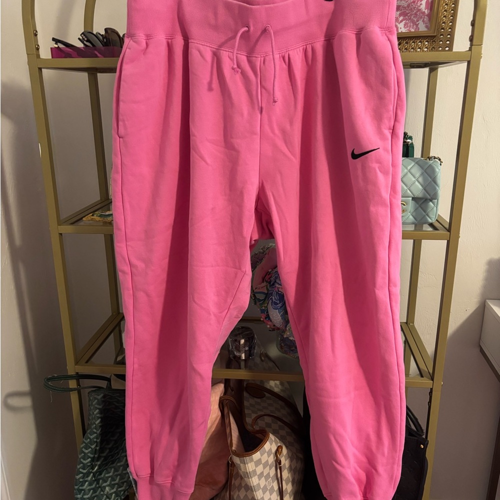 Nike  Pink Sweatpants